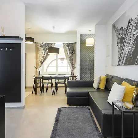 Napoleon Apartment
